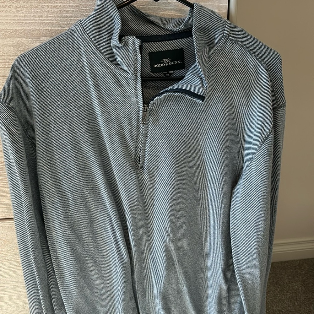 Blue Rodd & Gunn quarter zip